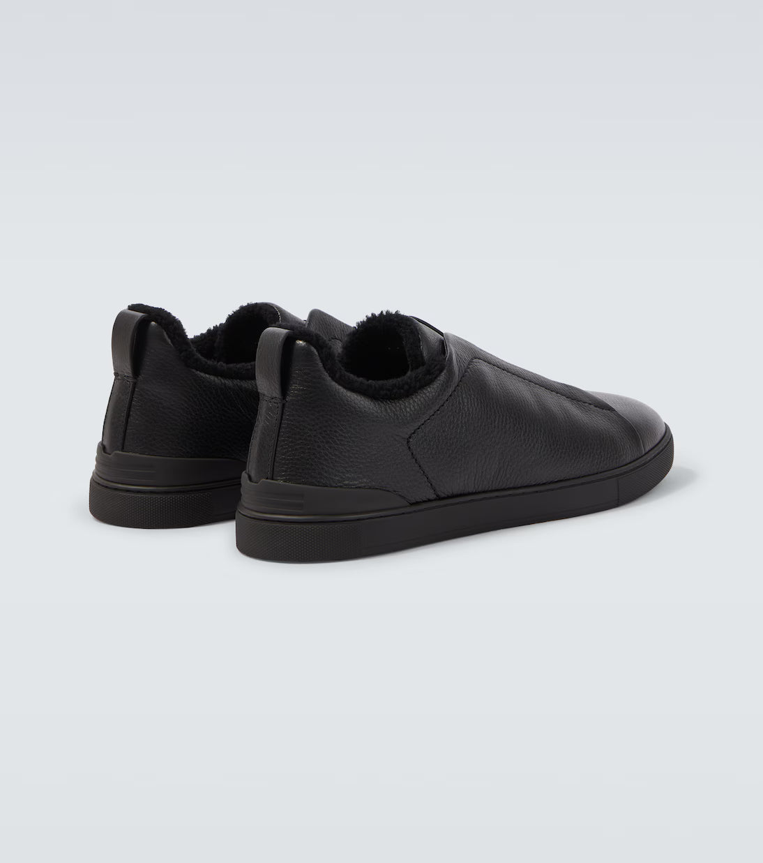 Triple Stitch black