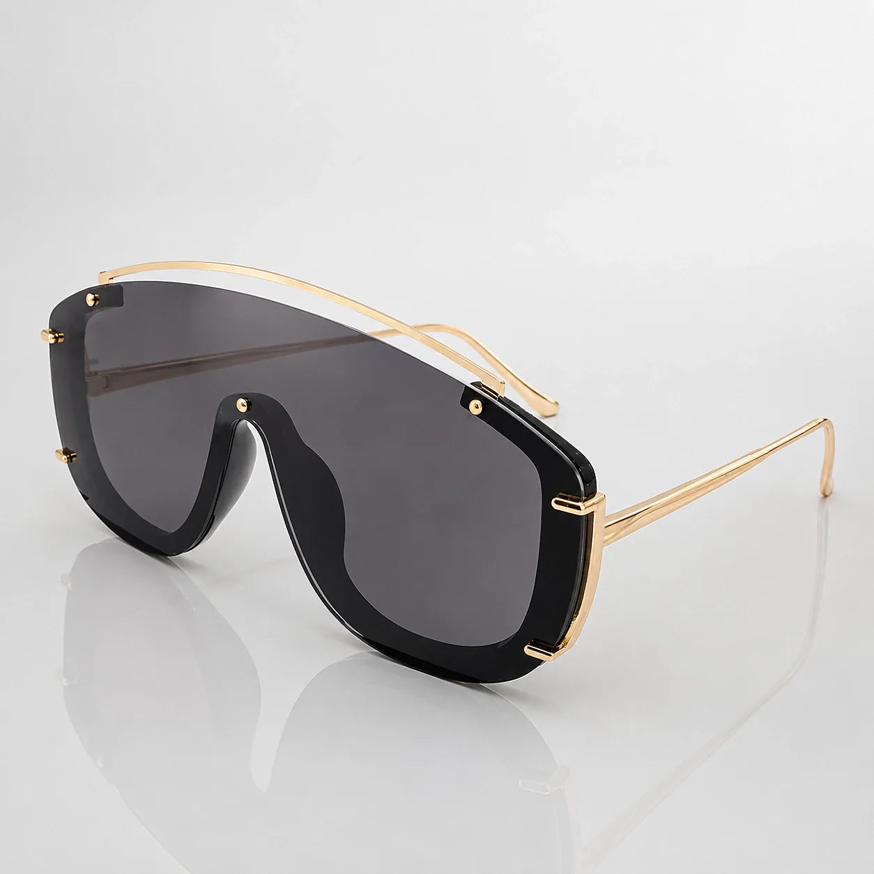 Quelra Ora Sunglasses