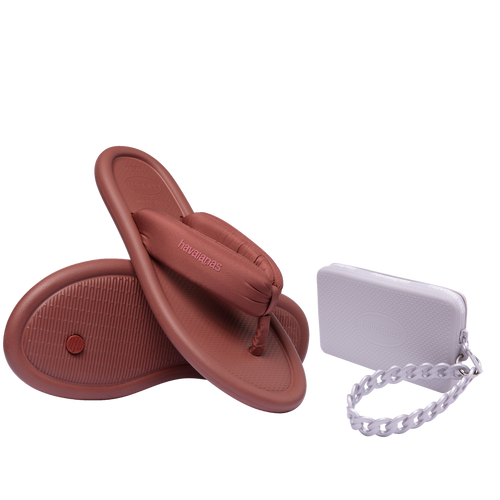 Kit Havaianas para elas: Maxi Puffed Blush + Mini Bag Chains