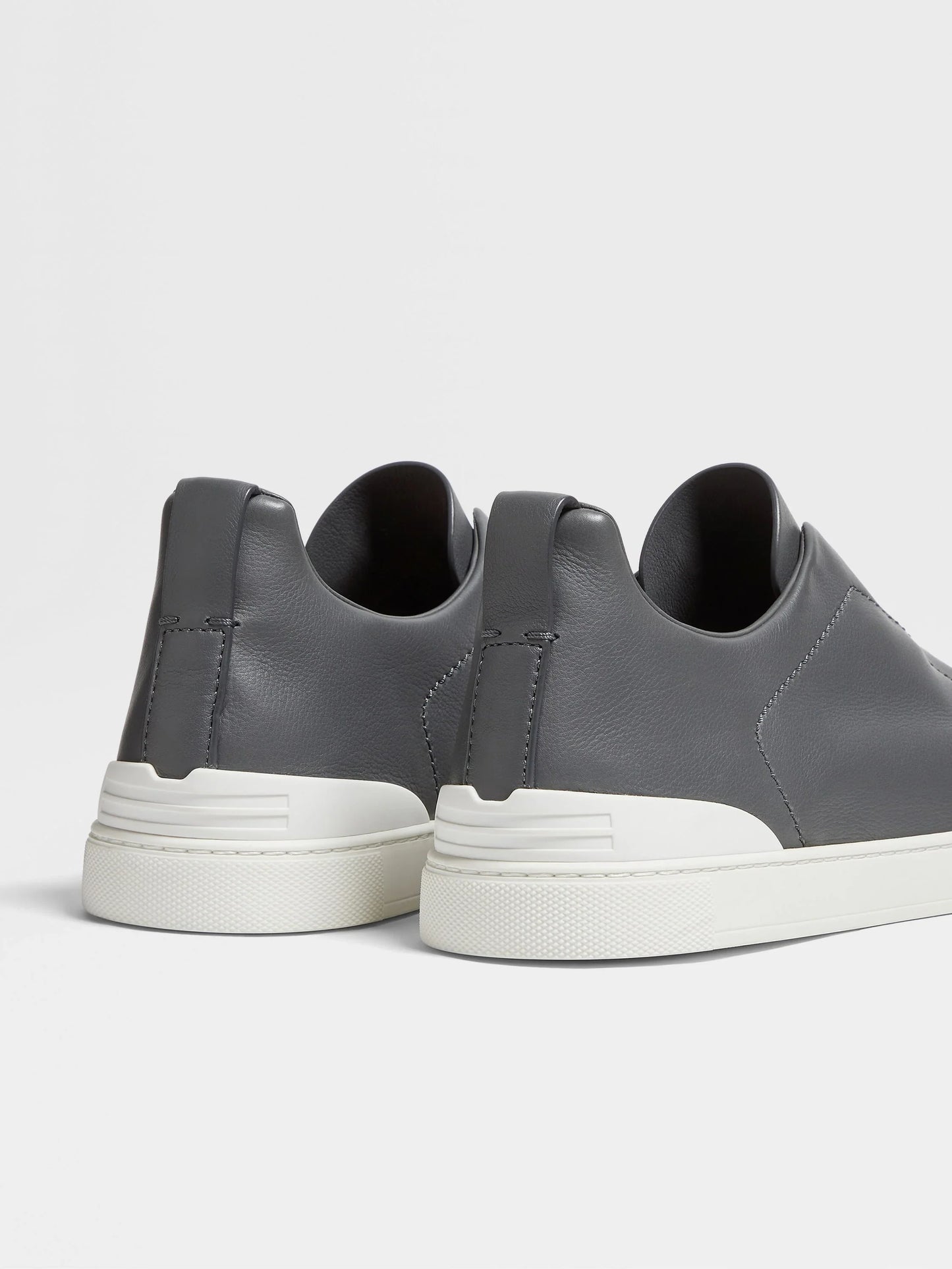 Triple stitch Dark Grey