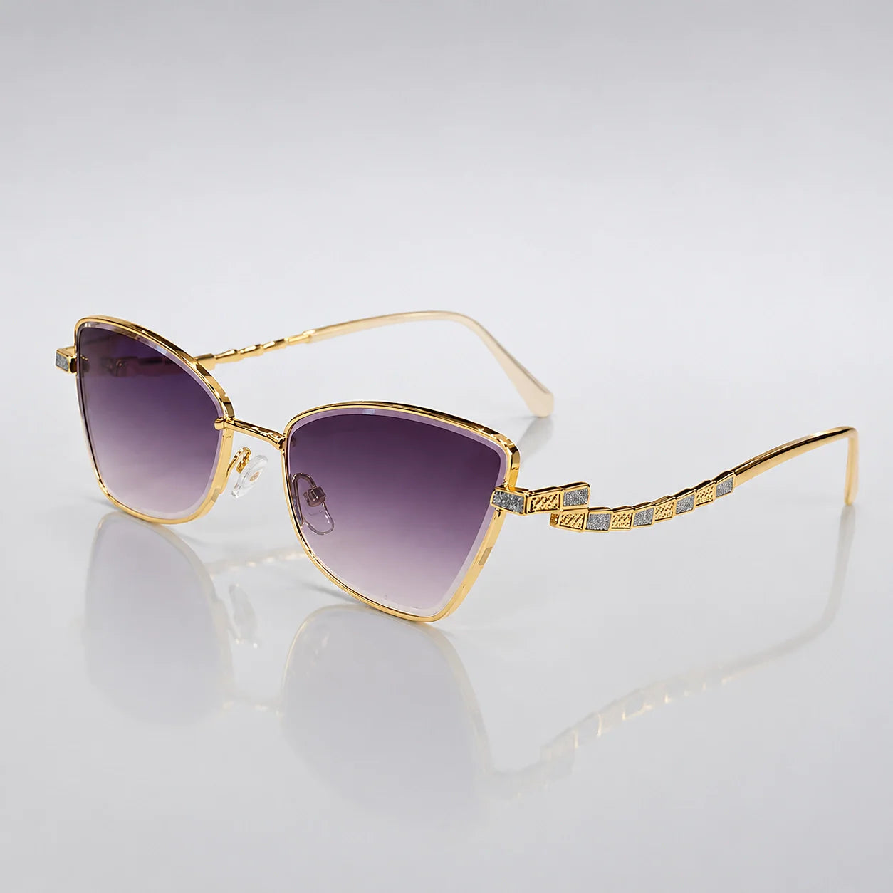 Quelsa Cat Eye Sunglasses