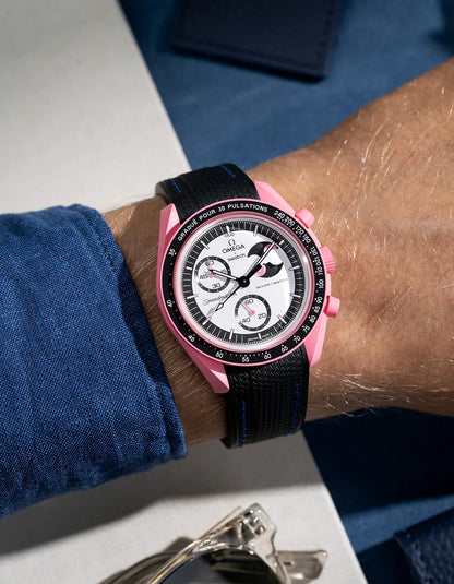 Curved Vertech Rubber Strap - Black & Blue Stitches