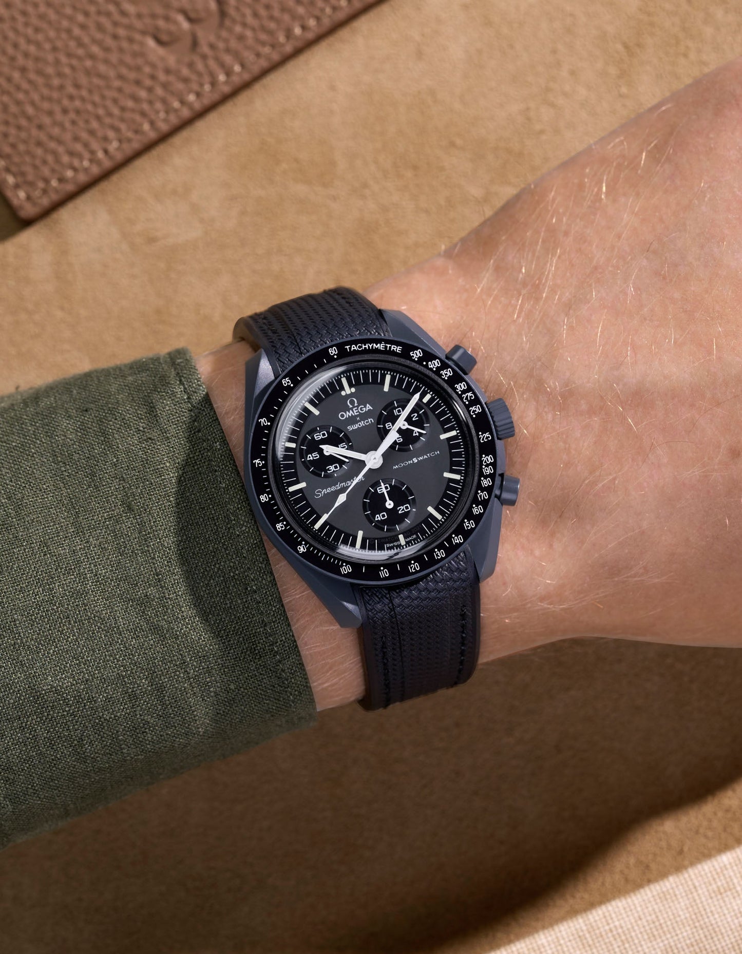 Curved Vertech Rubber Strap - Black