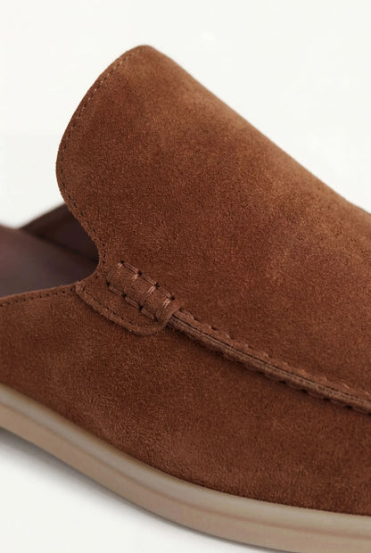 Maroon Suède Yacht Mule