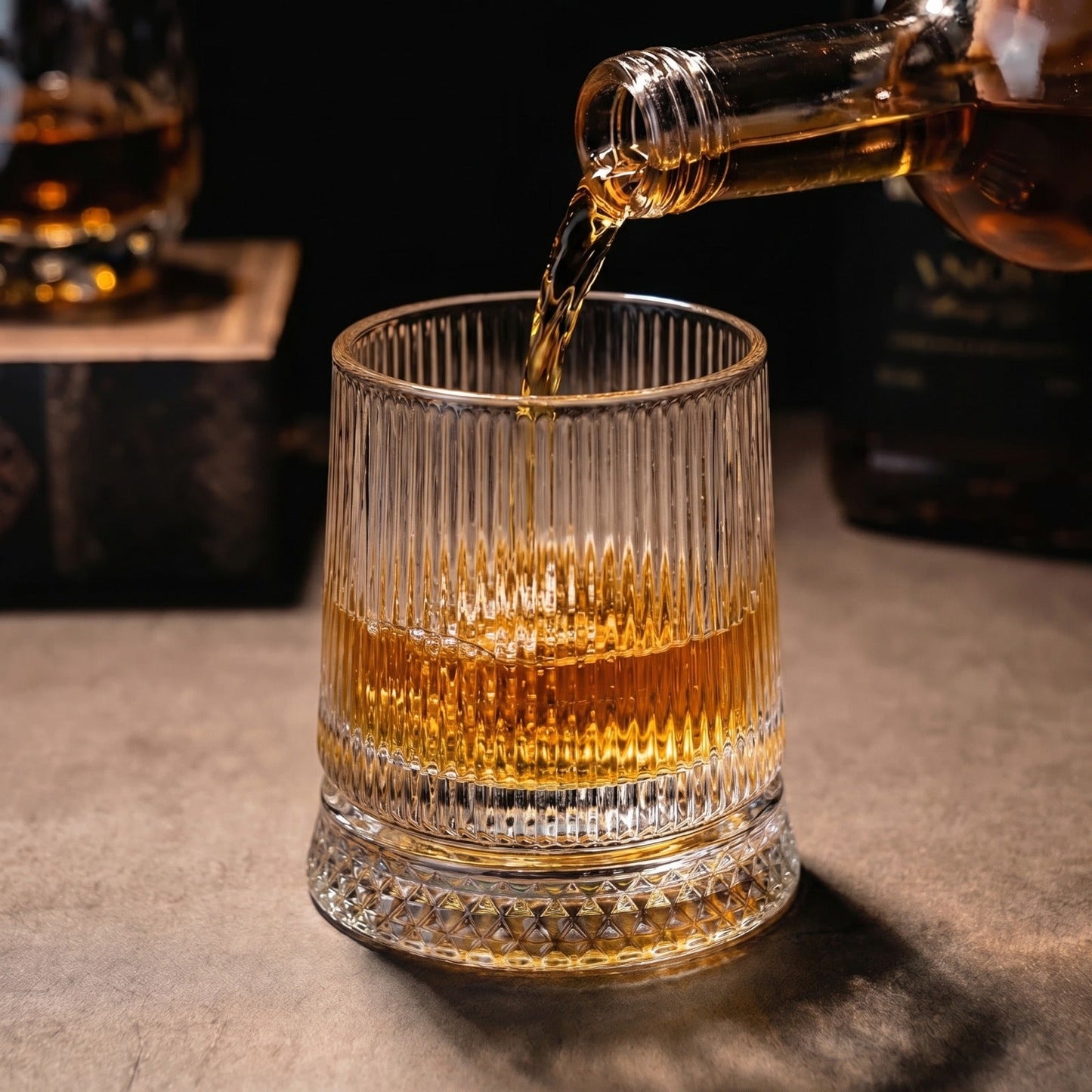 Ellis® Rotating Whiskey Glass