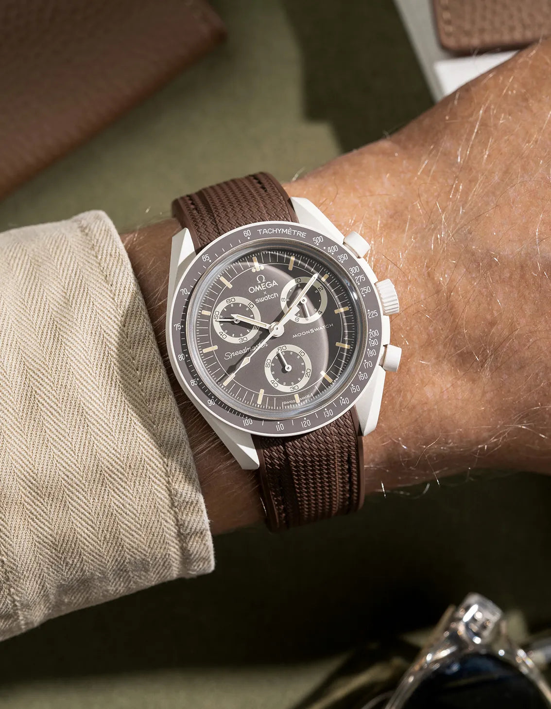 Curved Vertech Rubber Strap - Brown